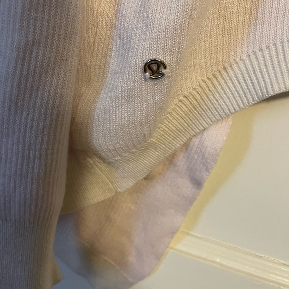 Lululemon Athletica Ivory and Pink Women's Reversible Cardigan Size 6 - Picture 5 of 10